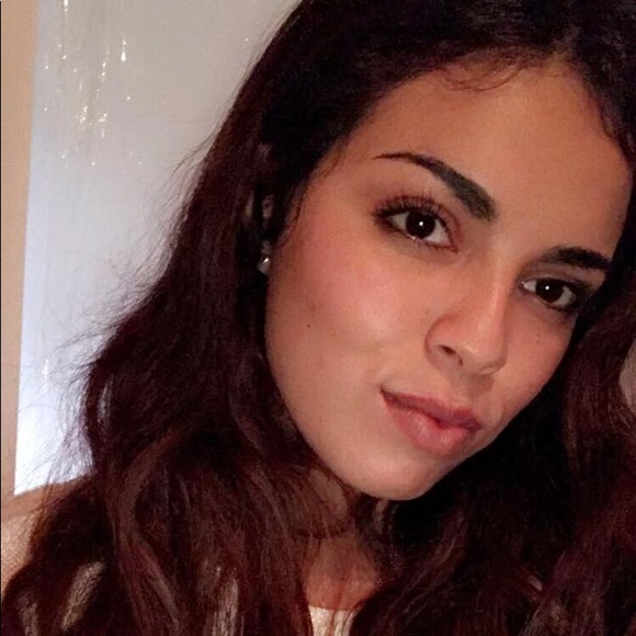 Meet your Posher, Diana - Picture 1 of 1